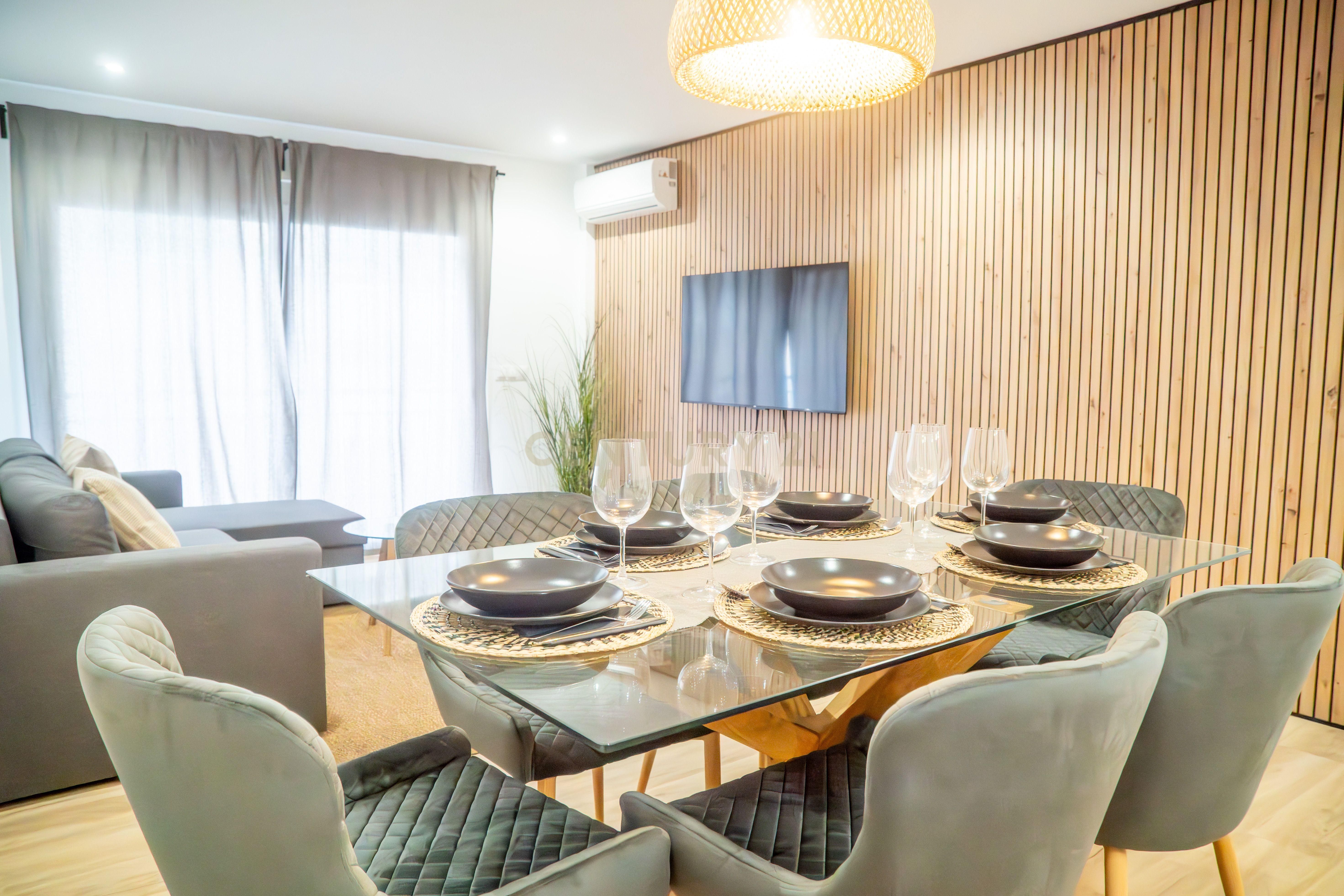 Menjador de Apartament en venda en Fuengirola amb Aire condicionat i Balcó