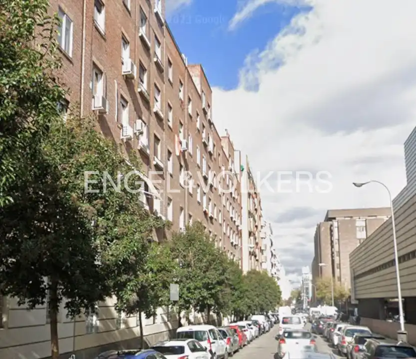 Vista exterior de Planta baja en venta en Retiro
