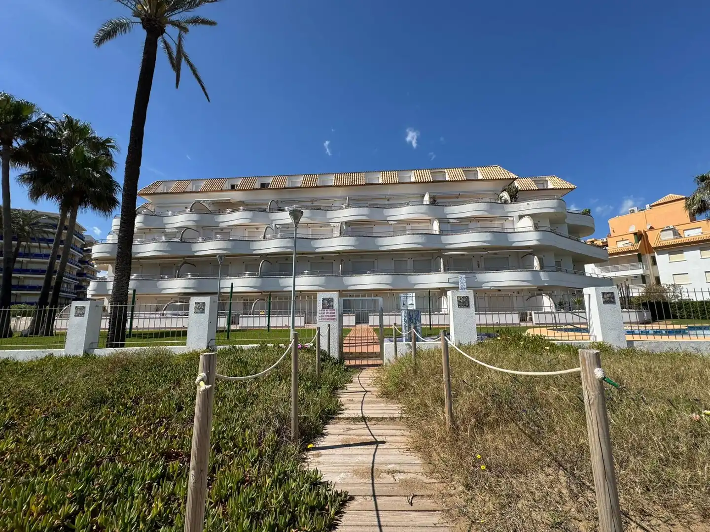 Vista exterior de Apartamento en venta en Dénia con Aire acondicionado, Calefacción y Jardín privado