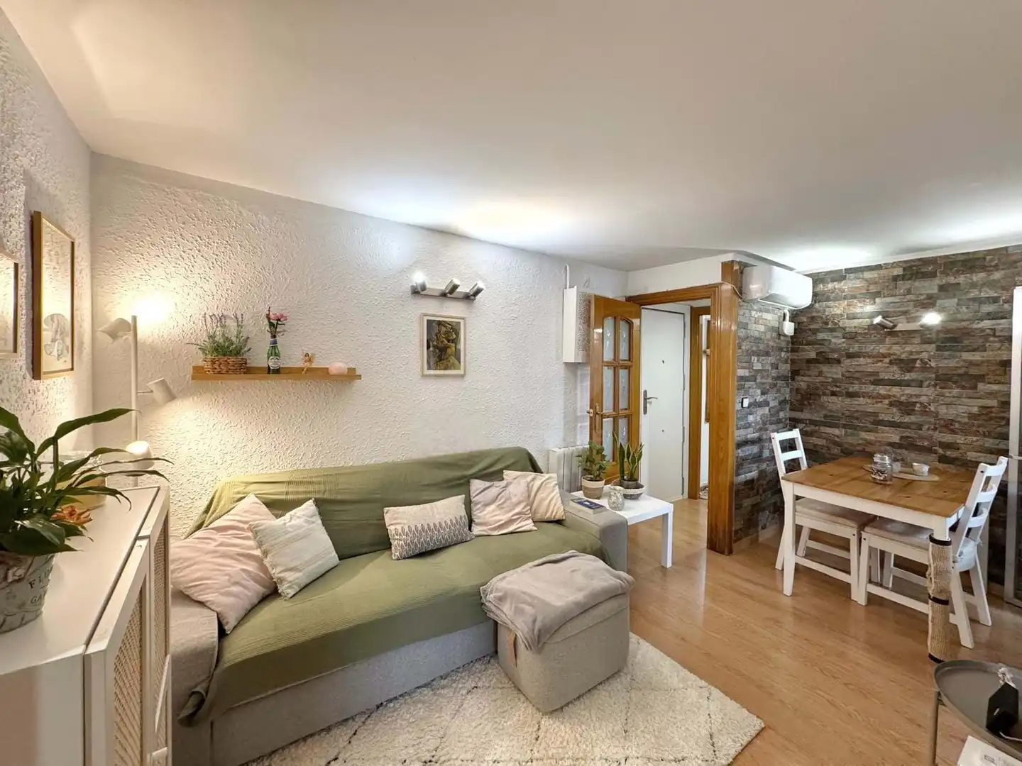 Sala d'estar de Pis en venda en Badalona amb Aire condicionat i Calefacció