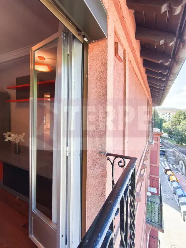 Balcony of Flat for sale in Errenteria  with Furnished and Balcony