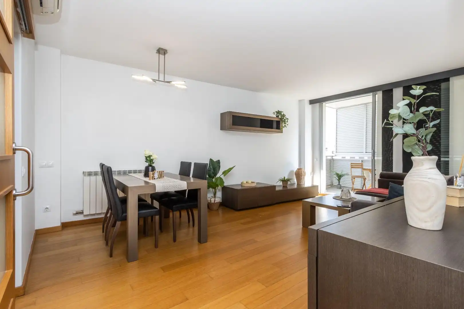 Sala de estar de Piso en venta en Sabadell con Aire acondicionado, Calefacción y Parquet