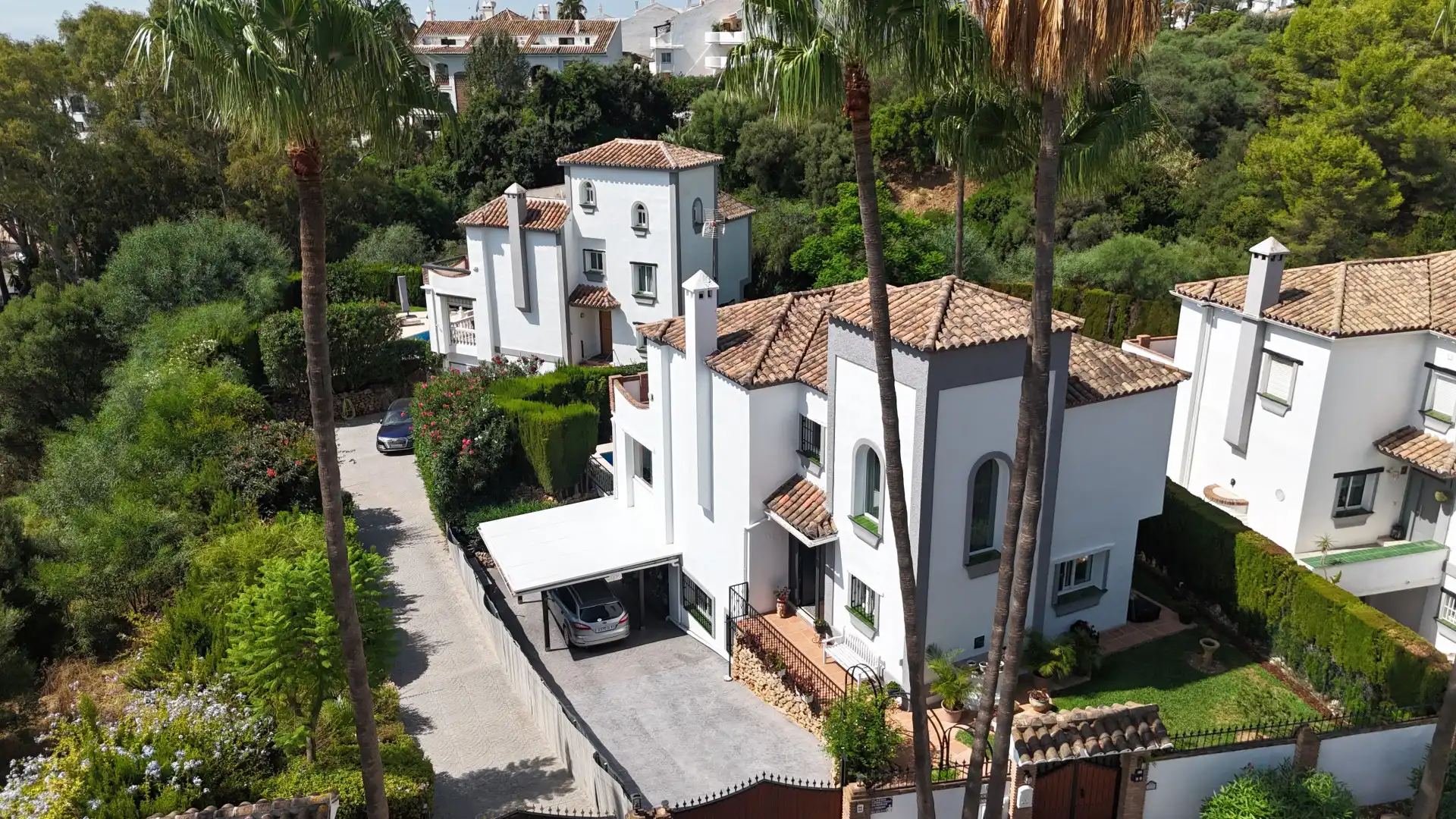 Vista exterior de Casa o chalet en venta en Mijas con Aire acondicionado, Jardín privado y Terraza