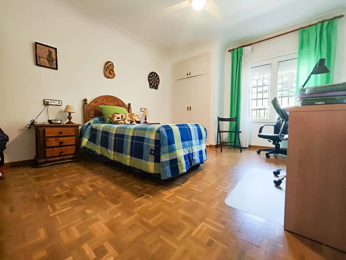 Bedroom of Houses for sale in Puertollano  with Air Conditioner, Heating and Private garden