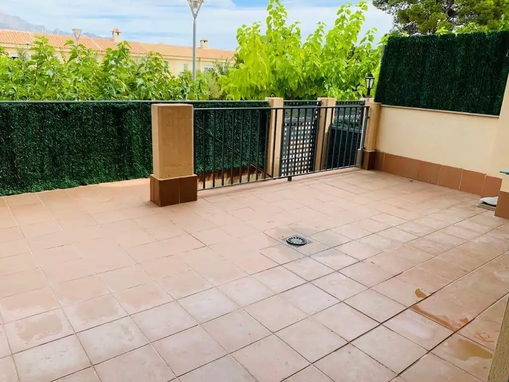Terrassa de Casa o xalet de lloguer en Polop