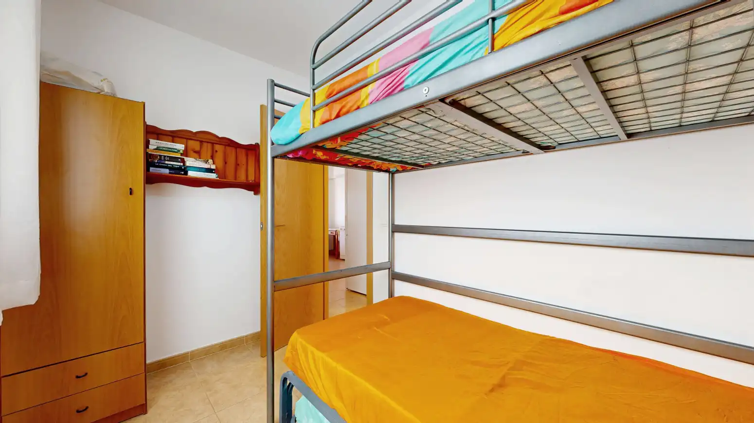 Dormitori de Pis en venda en Chilches / Xilxes amb Terrassa i Balcó
