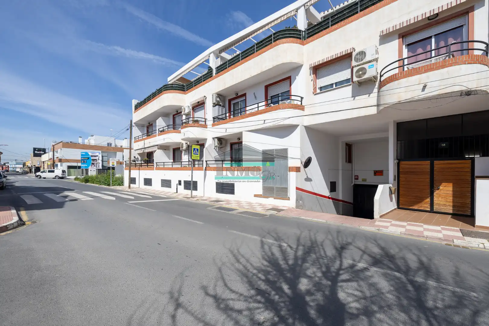 Außenansicht von Wohnung zum Verkauf in Armilla mit Heizung, Terrasse und Balkon