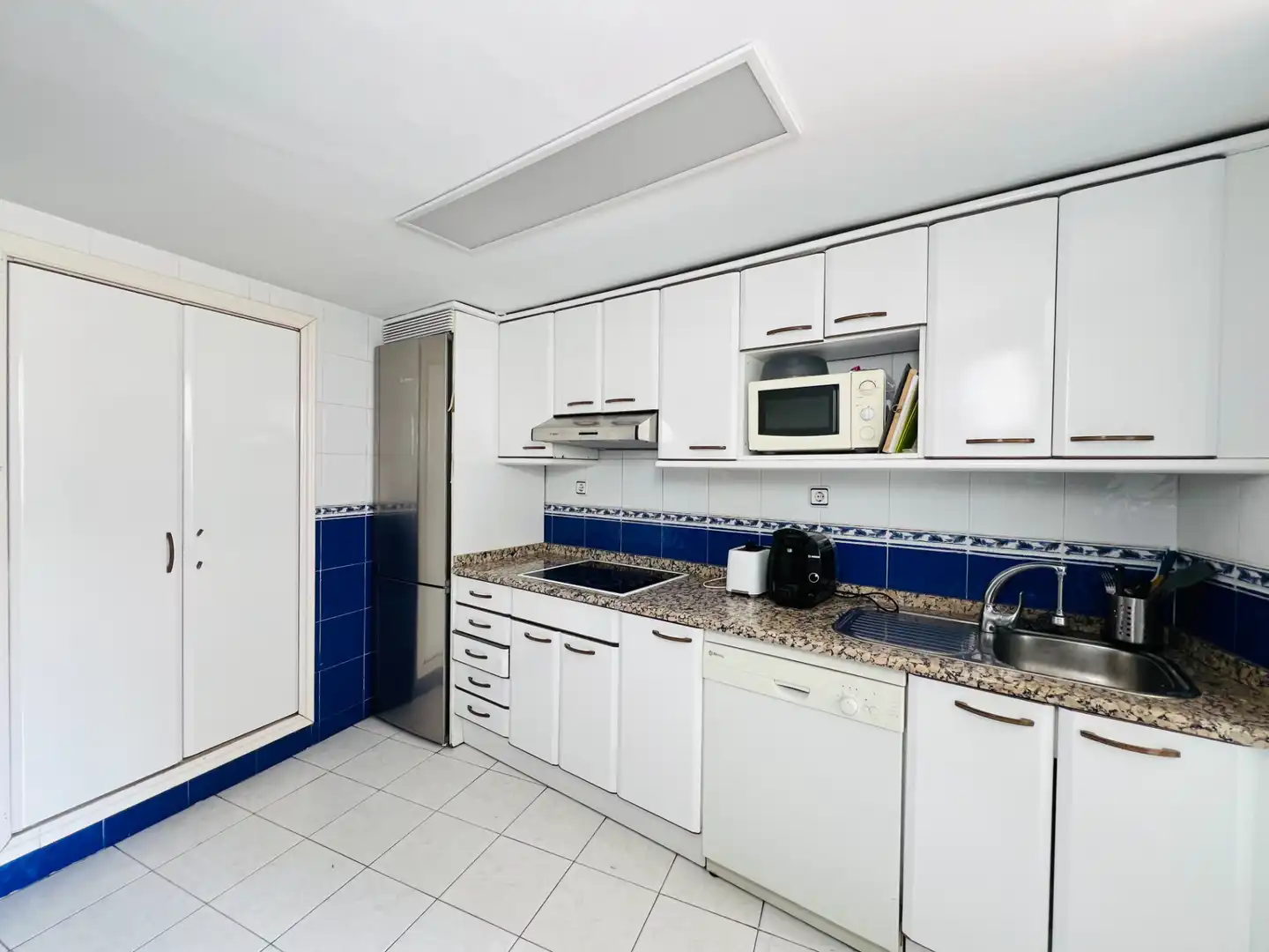 Küche von Wohnung zum Verkauf in Zaragoza mit Klimaanlage, Möbliert und Balkon