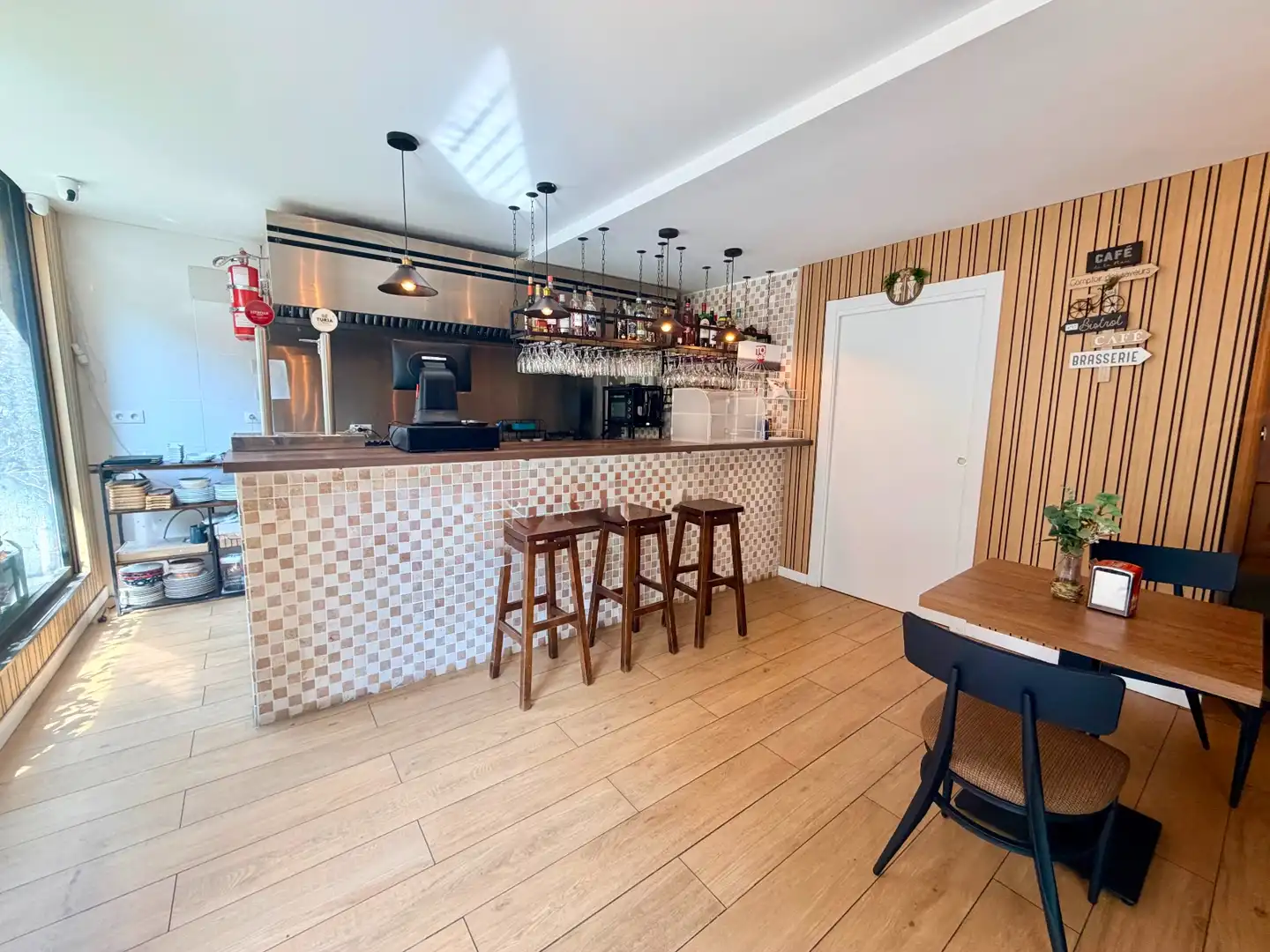 Cocina de Local en traspaso en  Barcelona Capital con Aire acondicionado, Terraza y Amueblado