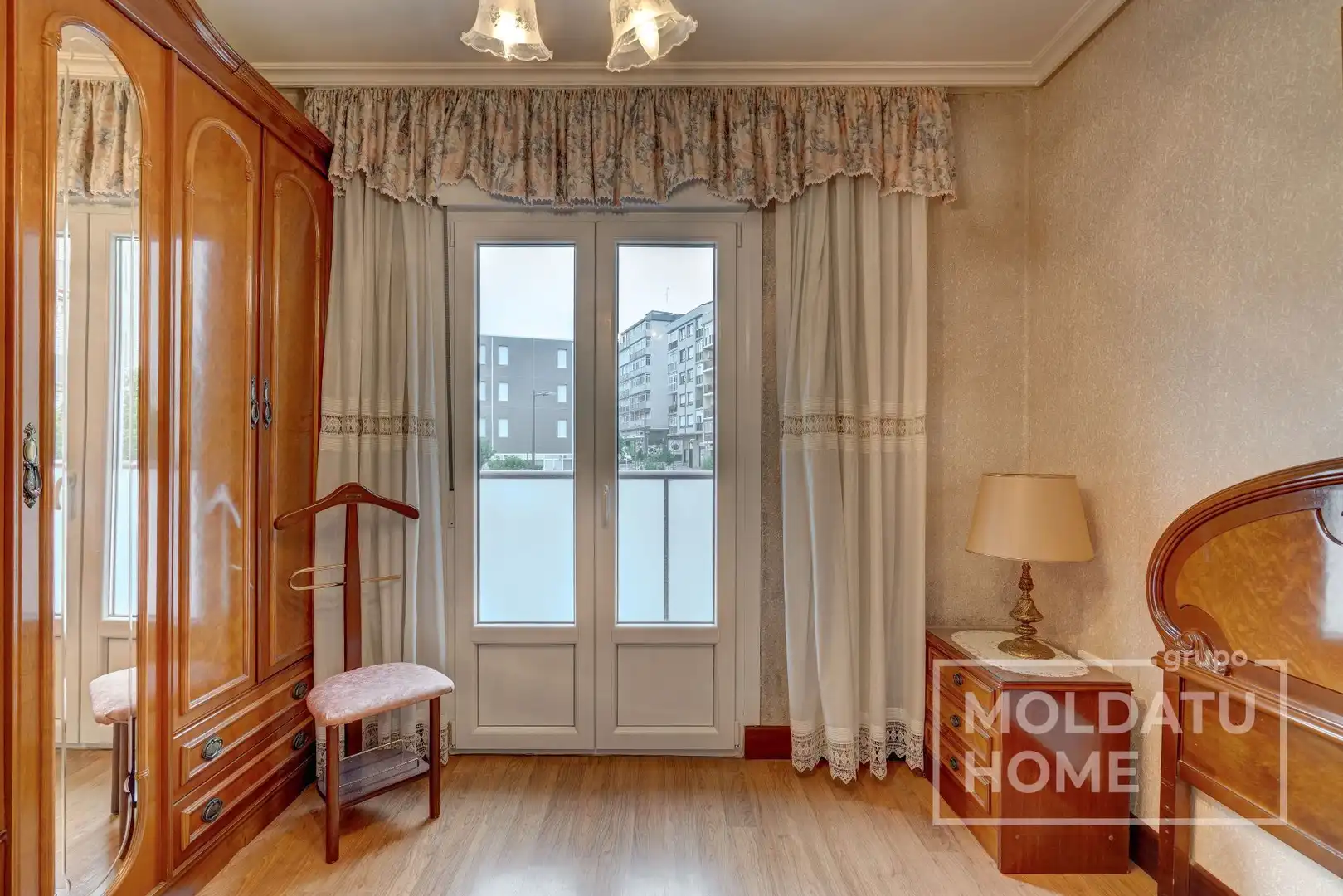 Schlafzimmer von Wohnung zum Verkauf in Irun  mit Heizung