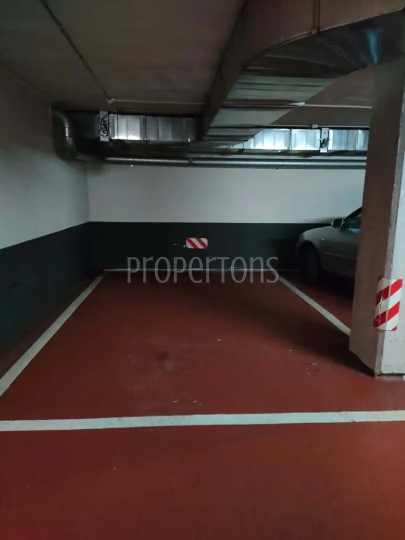 Individual en venta en Zona Indautxu