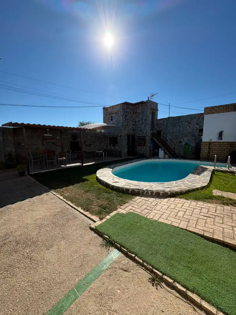 Piscina de Casa o xalet en venda en Sanlúcar de Barrameda amb Jardí privat, Piscina i Moblat