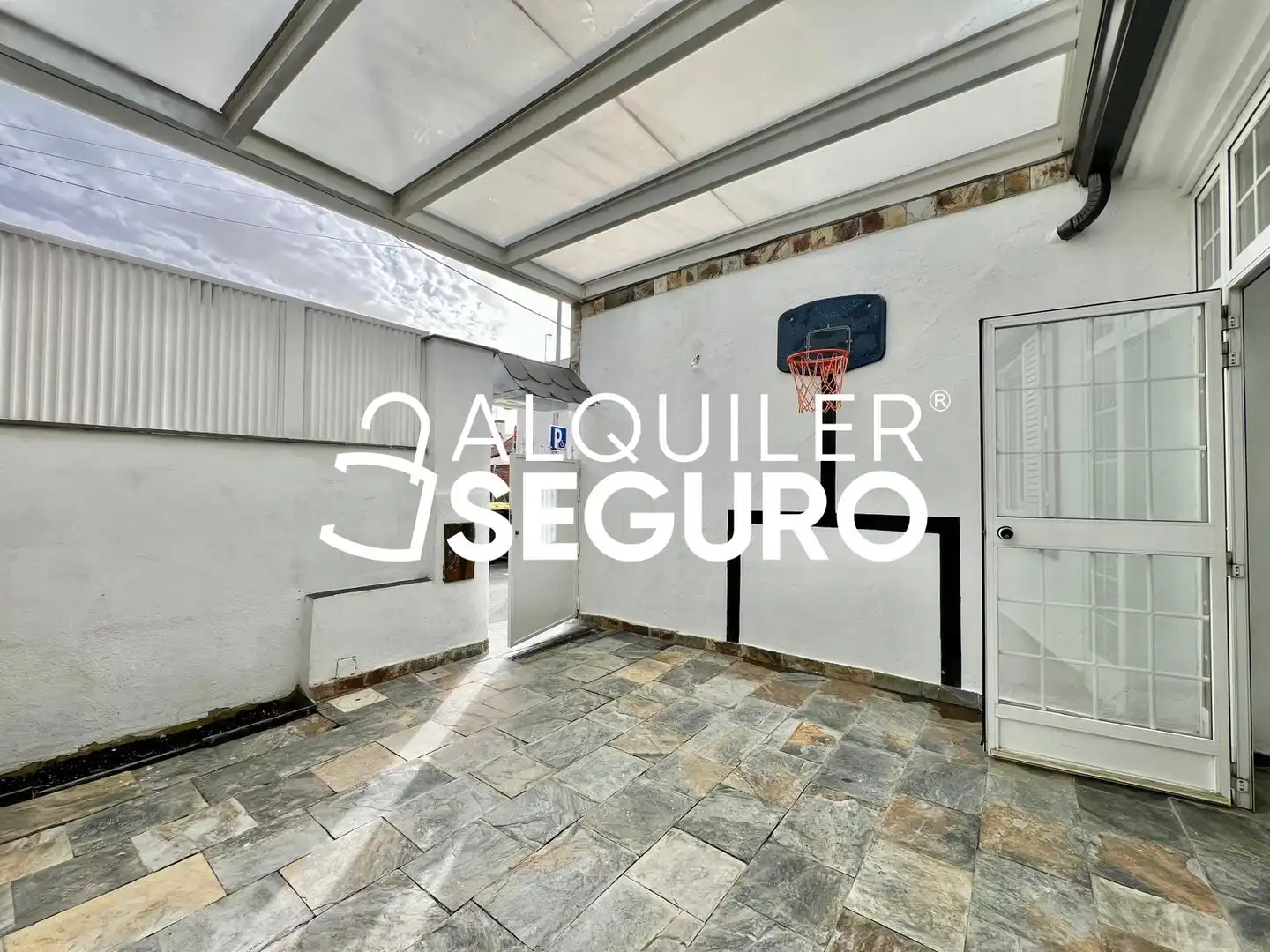 Jardí de Casa o xalet de lloguer en Madrid amb Aire condicionat, Calefacció i Terrassa