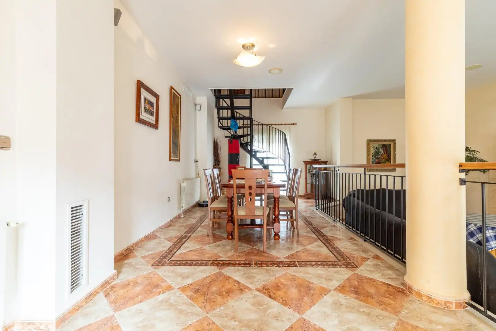 Houses for sale in Totana  with Air Conditioner, Private garden and Terrace