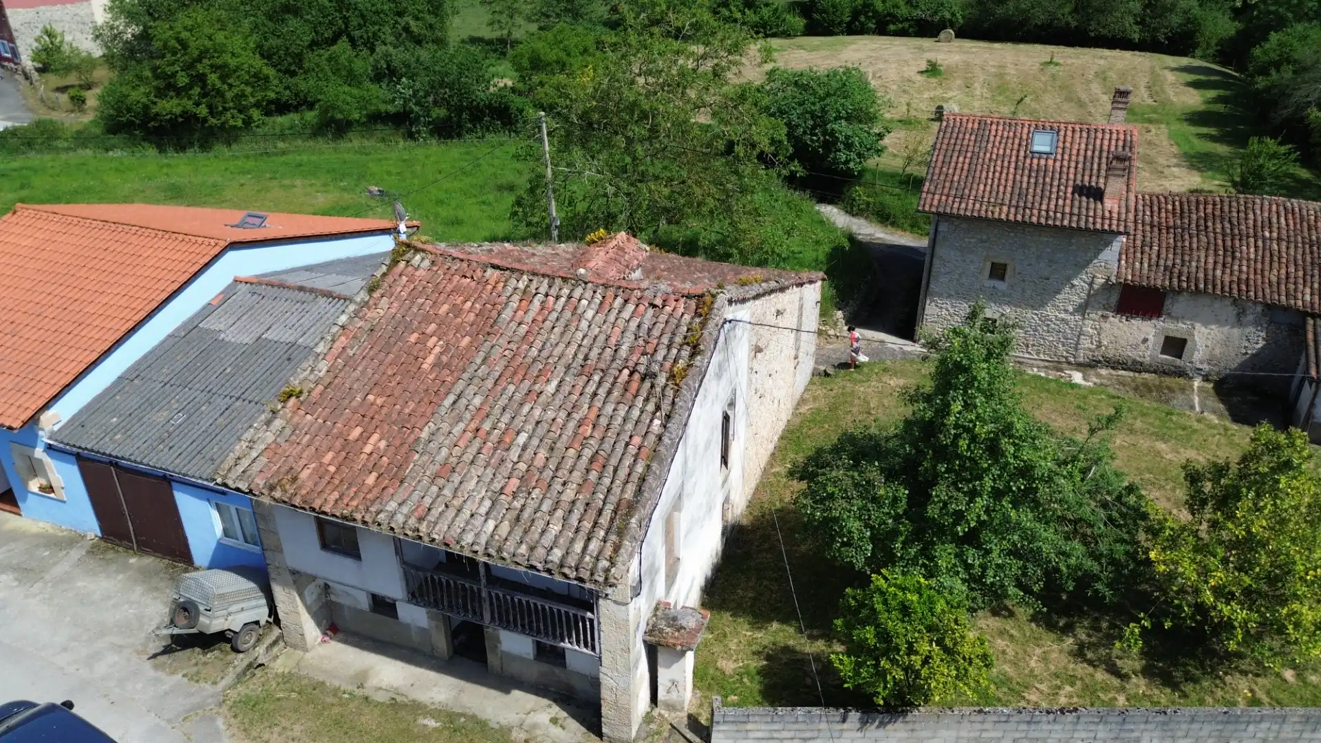 Vista exterior de Casa adosada en venta en San Vicente de la Barquera con Jardín privado y Balcón