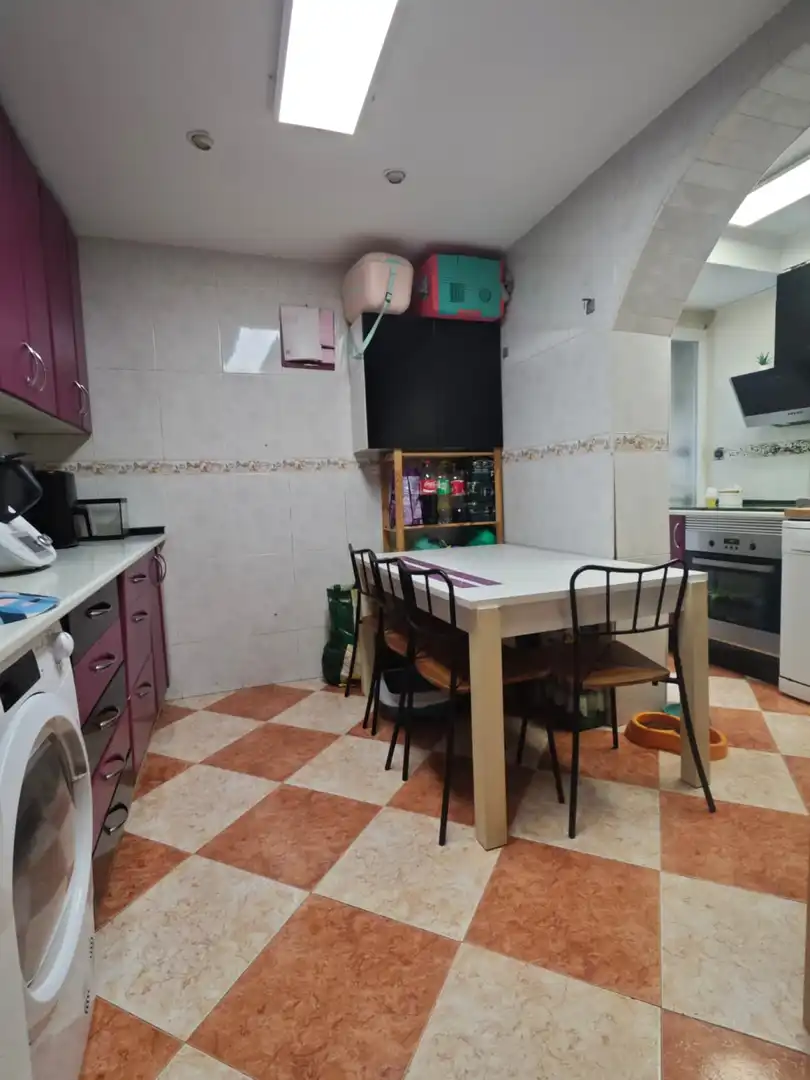 Kitchen of Flat for sale in Parla  with Heating and Terrace