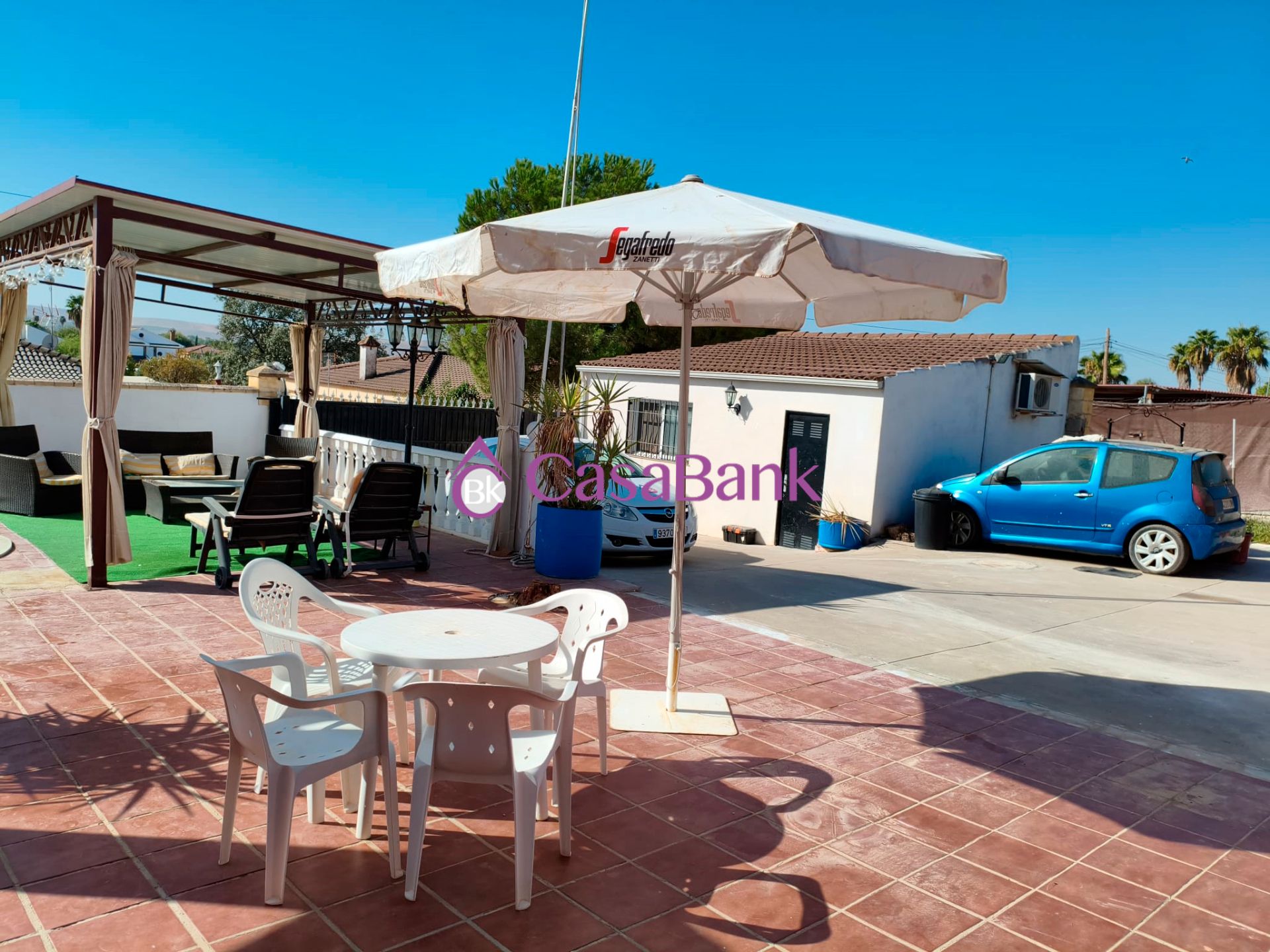 Terraza de Casa o chalet en venta en  Córdoba Capital con Aire acondicionado, Jardín privado y Terraza