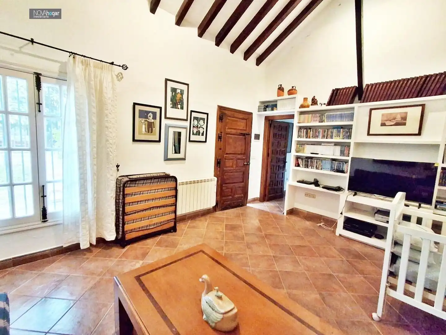 Sala d'estar de Finca rústica en venda en Málaga amb Aire condicionat, Calefacció i Jardí privat