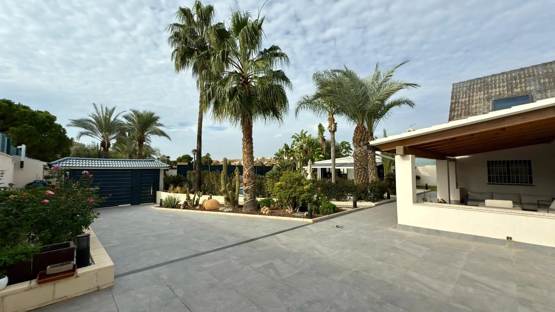 Terraza de Casa o chalet en venta en Sant Joan d'Alacant con Aire acondicionado, Calefacción y Jardín privado