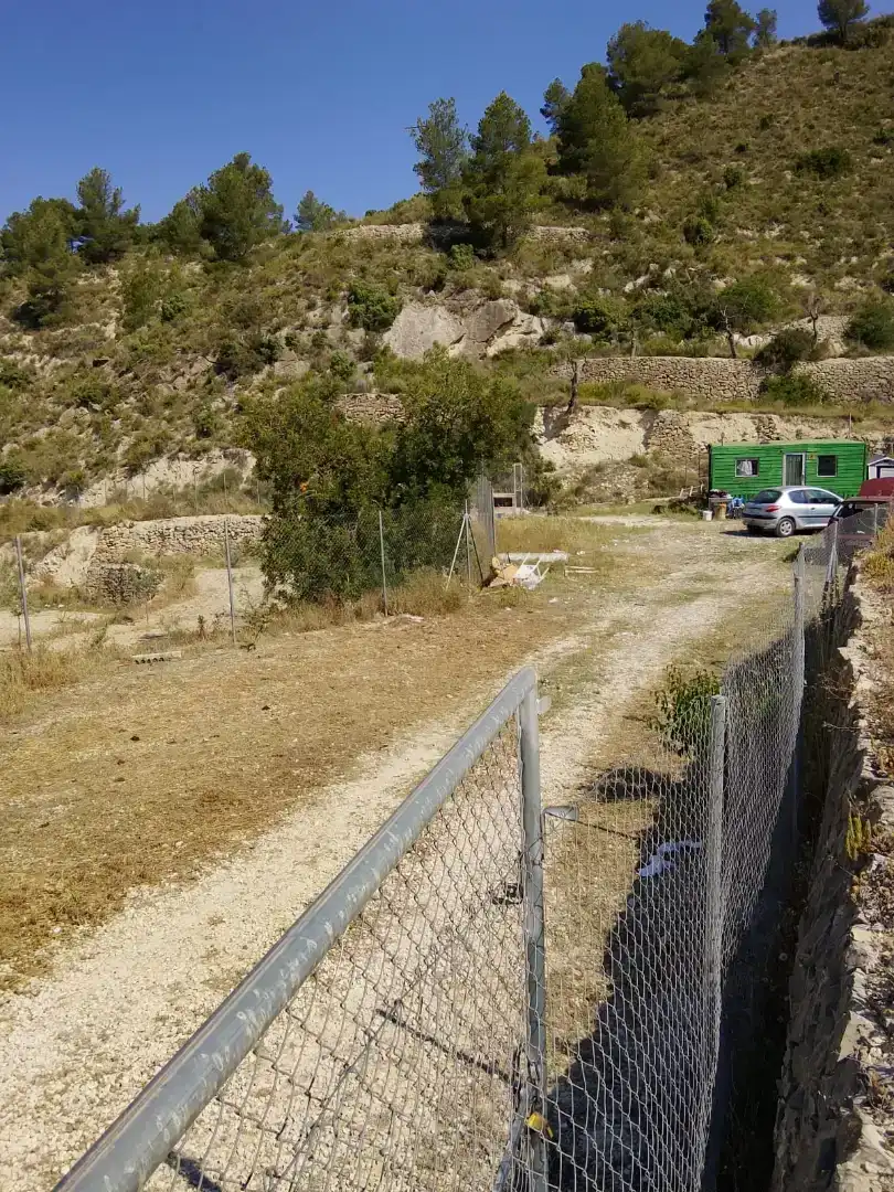 Finca rústica en venda en Relleu