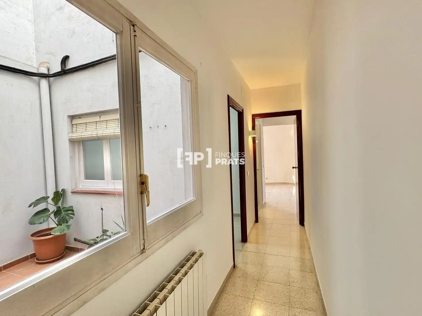 Houses for sale in Albesa  with Air Conditioner and Heating