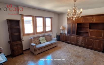 Sala d'estar de Dúplex en venda en Segovia Capital amb Terrassa