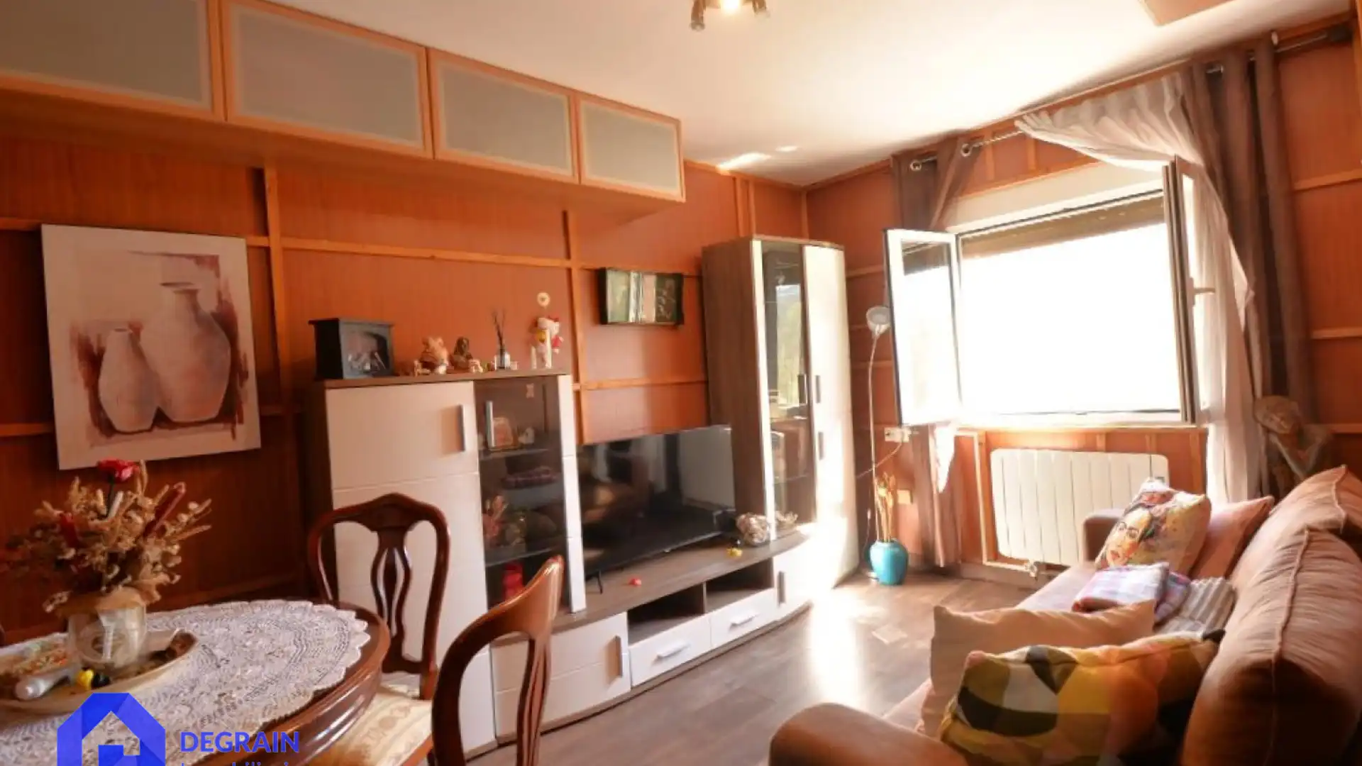 Sala de estar de Piso en venta en Oviedo  con Calefacción