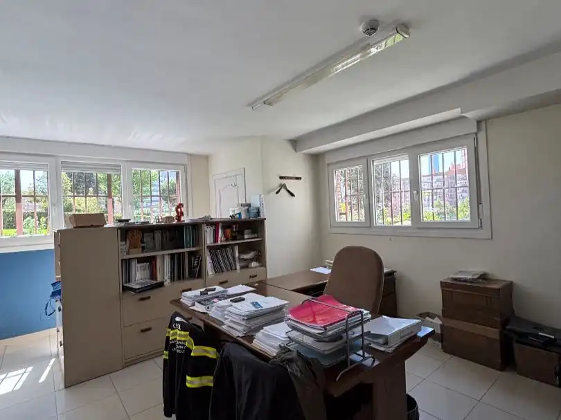 Büro zum Verkauf in Ciudad Lineal