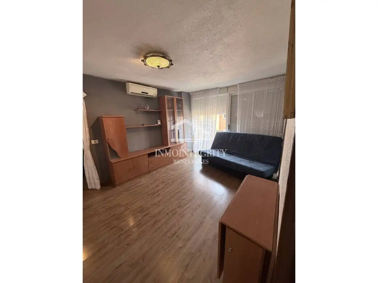 Sala de estar de Piso en venta en Castellón de la Plana / Castelló de la Plana con Aire acondicionado, Calefacción y Amueblado