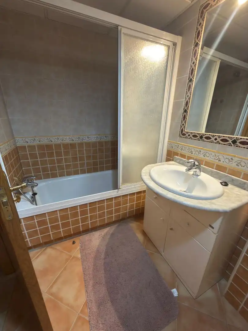 Bathroom of Apartments for rent in Benalmádena  with Air Conditioner, Terrace and Storage room