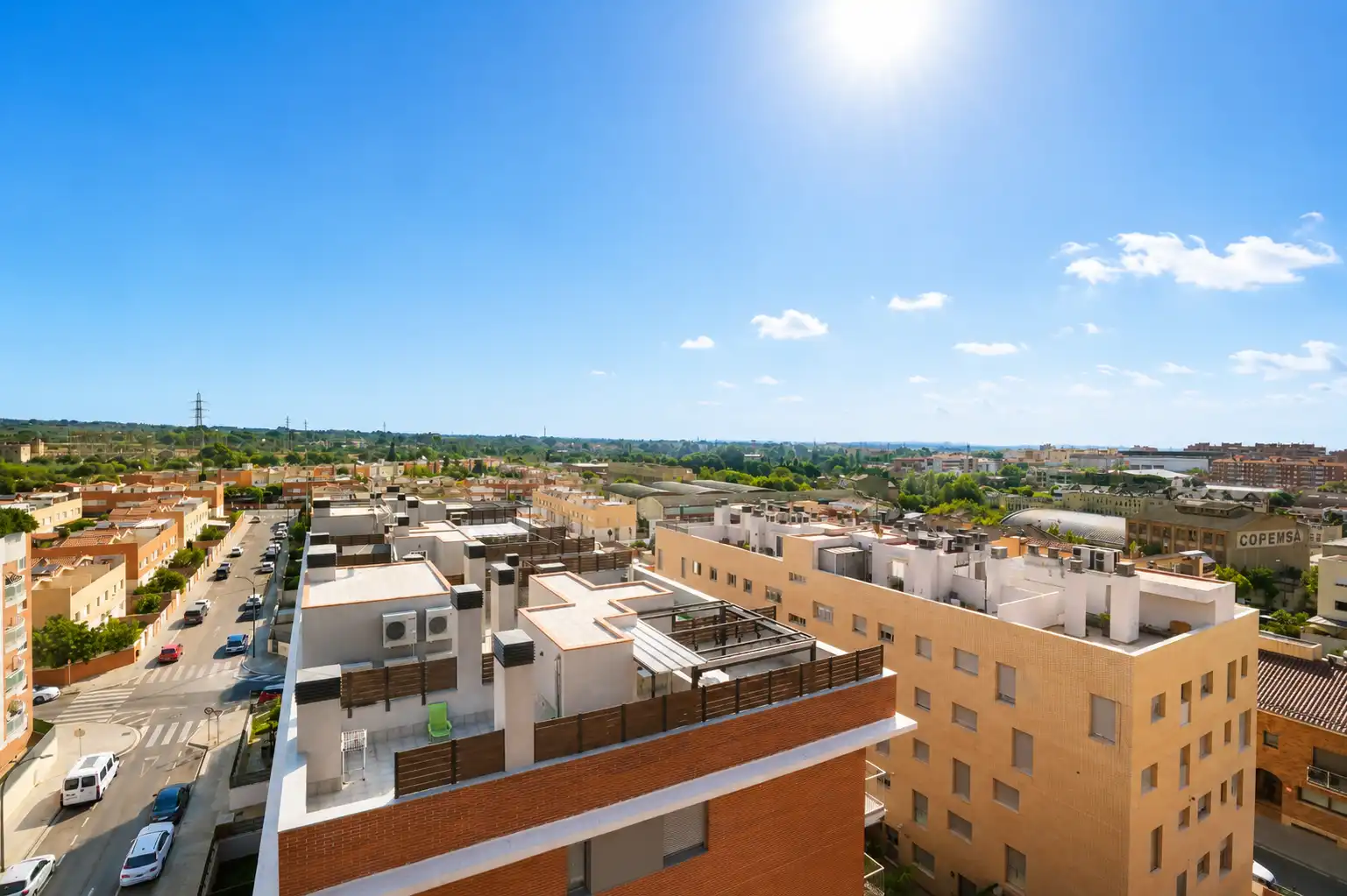 Vista exterior de Àtic en venda en Reus amb Aire condicionat i Balcó