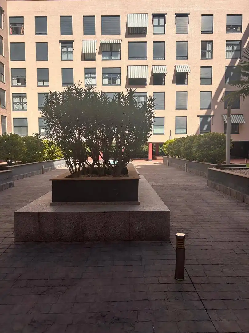 Terraza de Piso de alquiler en Madrid con Trastero y Piscina comunitaria