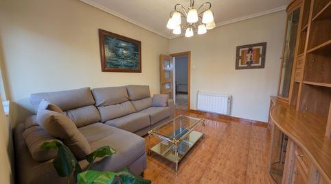 Foto 5 de Piso en venta en Calle de las Nieves, San Martín del Rey Aurelio, Asturias