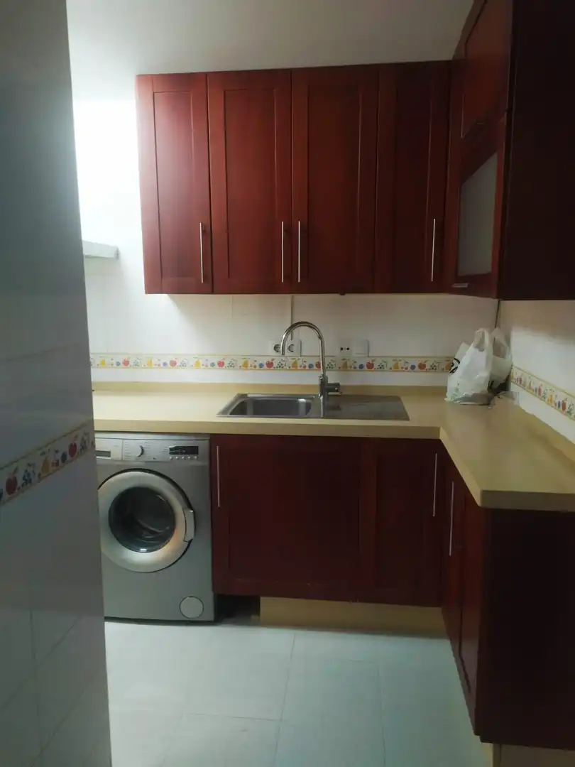 Flat for rent in Avenida José López Fernández, Casines
