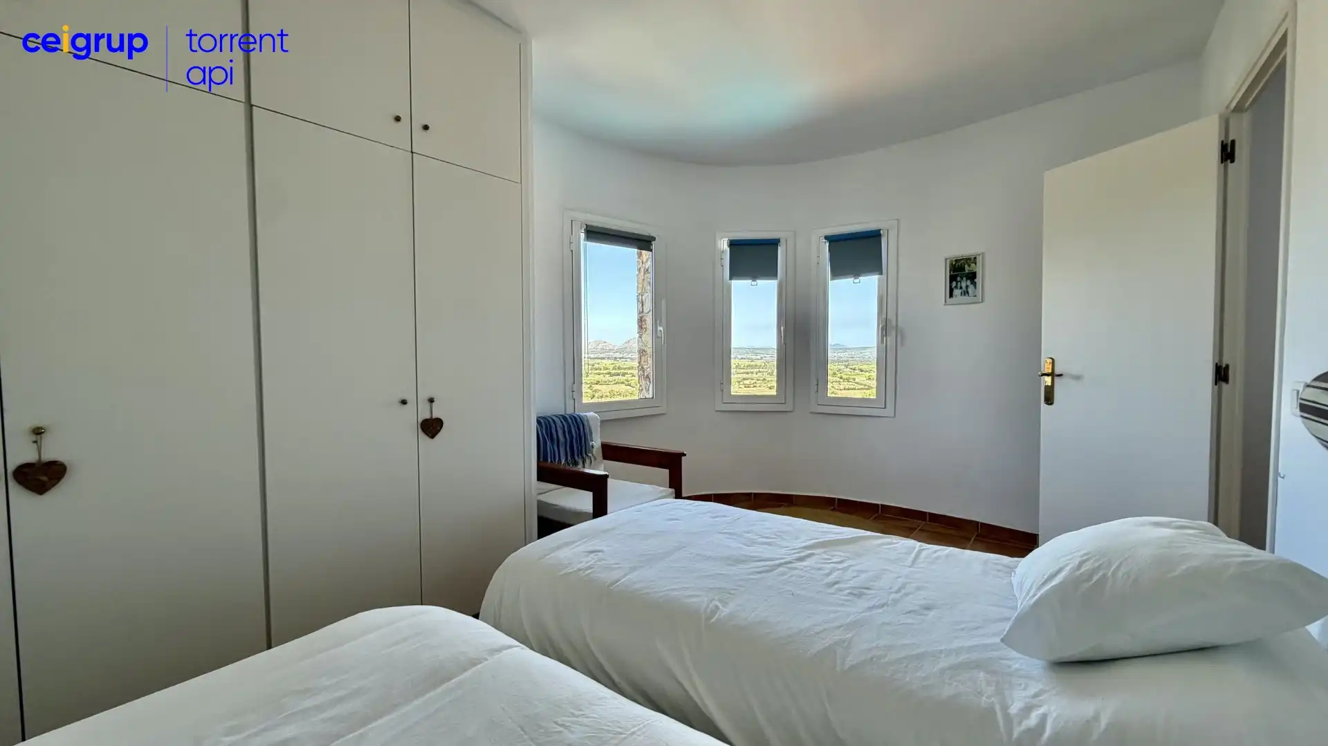 Bedroom of Houses for sale in Pals  with Air Conditioner, Terrace and Swimming Pool