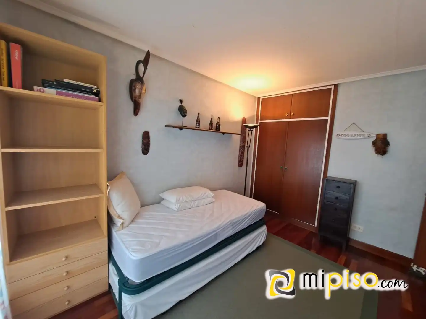 Bedroom of Flat for rent in Laredo  with Terrace and Furnished