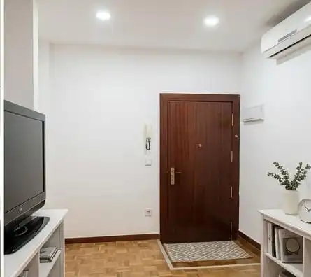 Flat for sale in Madrid  with Air Conditioner