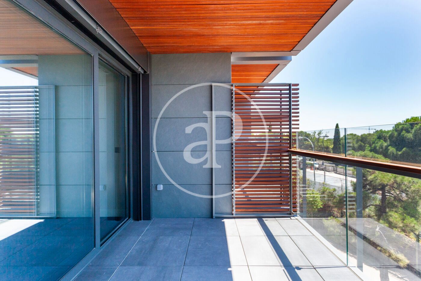 Terrassa de Pis en venda en Majadahonda amb Aire condicionat, Calefacció i Jardí privat