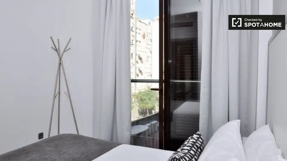 Piso con terraza en alquiler en Gràcia, imagen 17