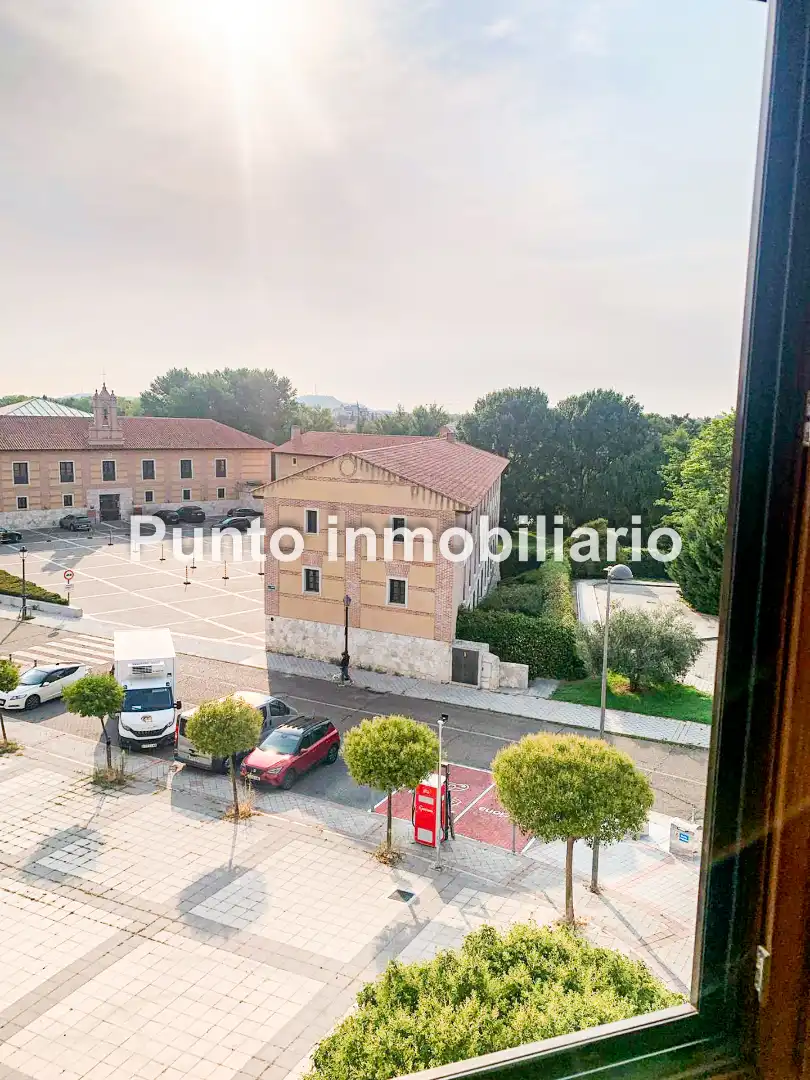 Wohnung zur Miete in Calle Santa Ana, La Flecha - Monasterio del Prado