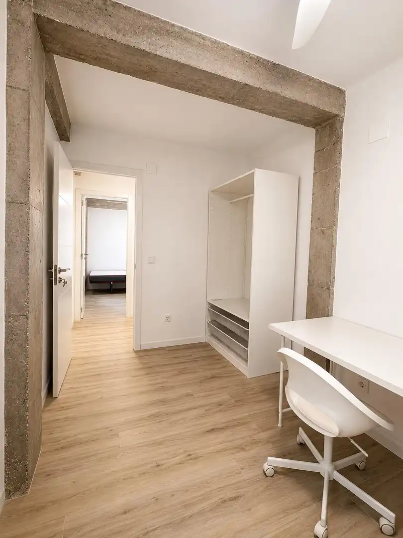 Schlafzimmer von Wohnung zur Miete in Valencia mit Klimaanlage, Heizung und Möbliert
