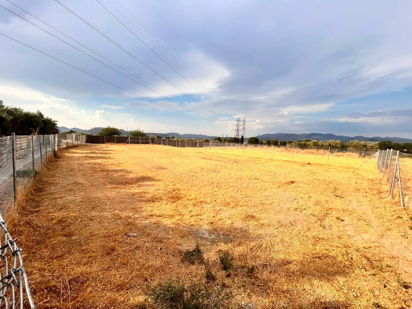 Land for sale in Las Gabias