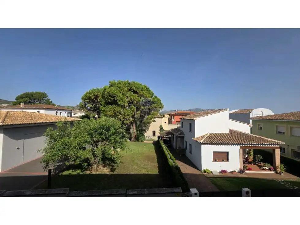Jardí de Dúplex en venda en Pedreguer amb Calefacció i Moblat