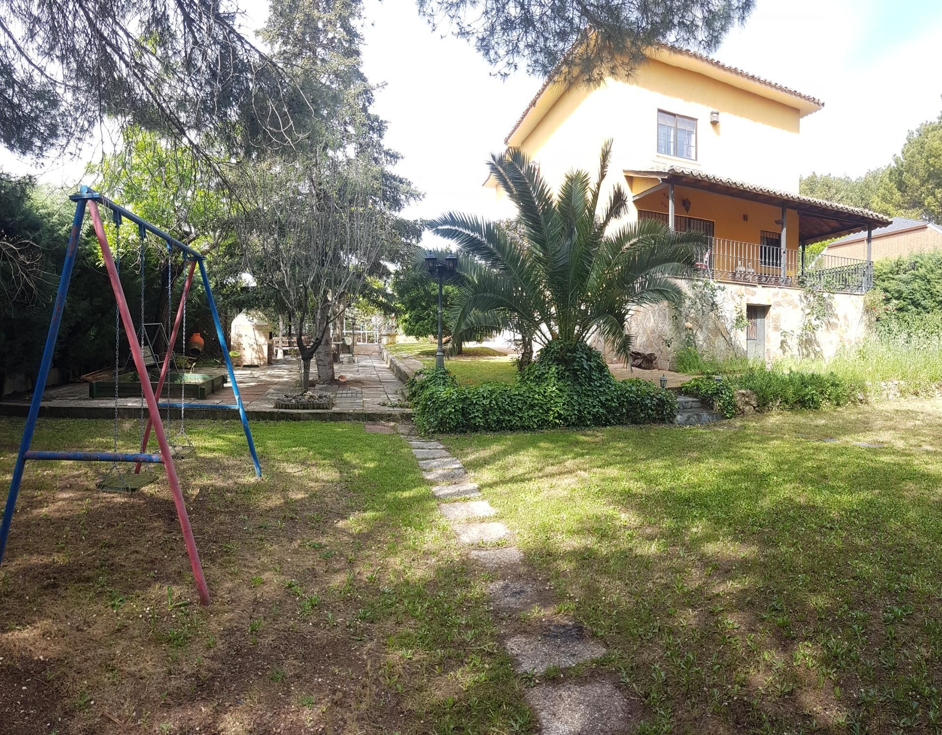 Casa o xalet en venda a Calle de Málaga, Peñas Albas - Zulema