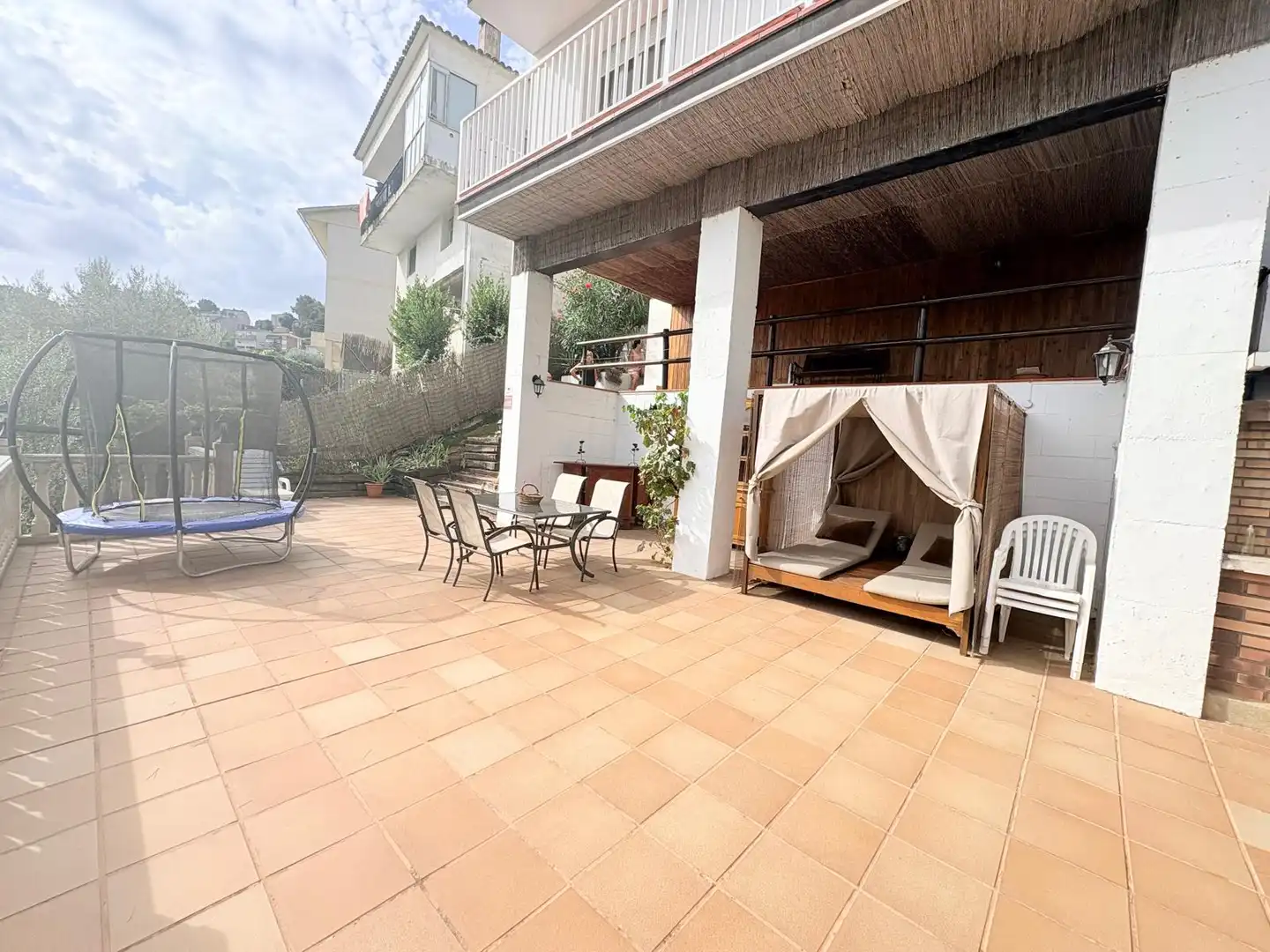 Terraza de Casa o chalet en venta en Corbera de Llobregat con Aire acondicionado, Calefacción y Jardín privado
