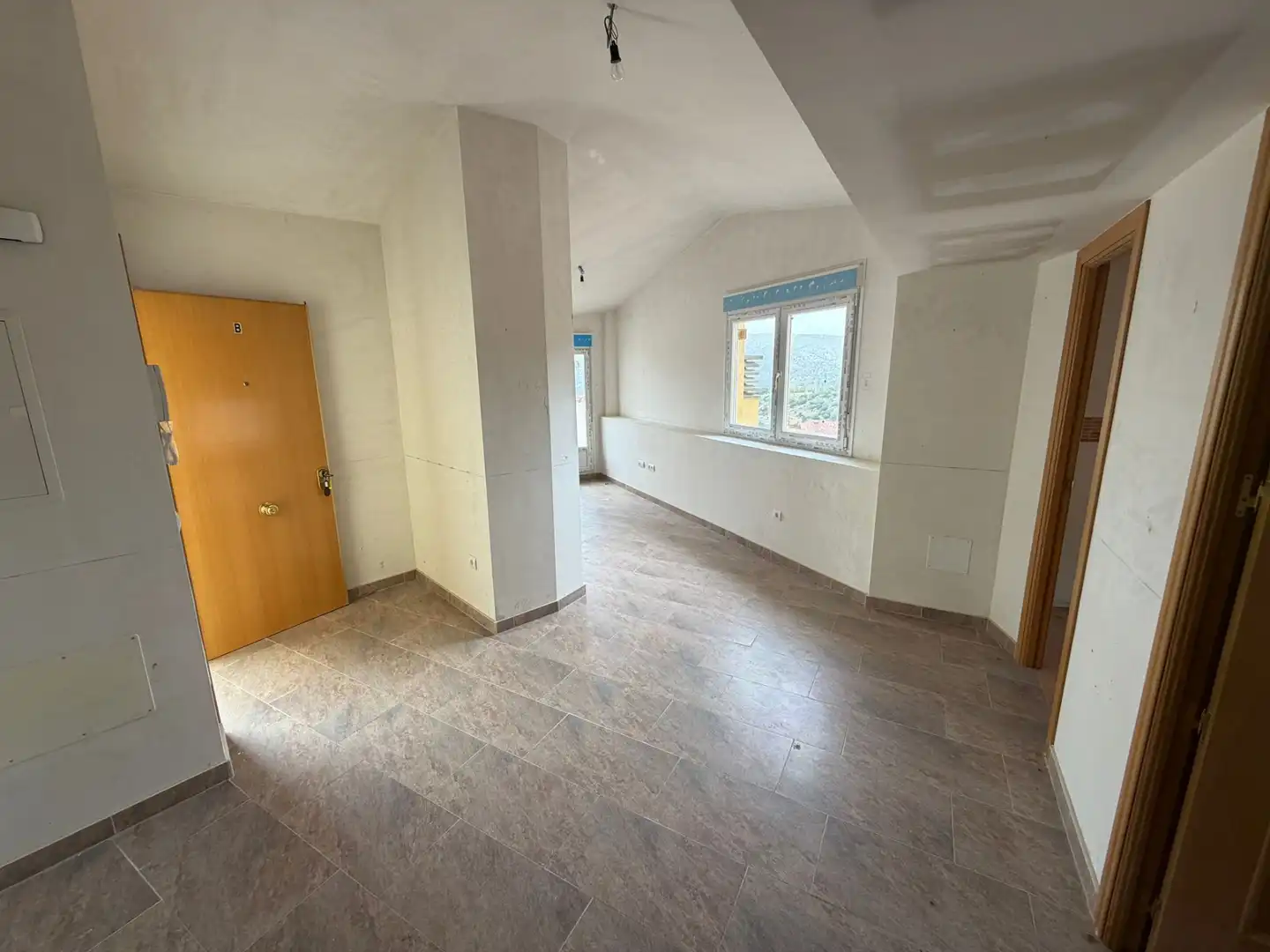 Attic for sale in San Bartolomé de Pinares  with Heating