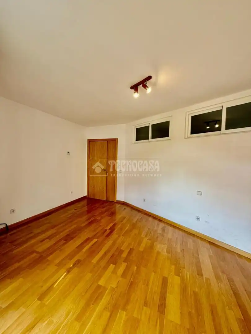 Piso en venta en Madrid con Aire acondicionado, Calefacción y Terraza