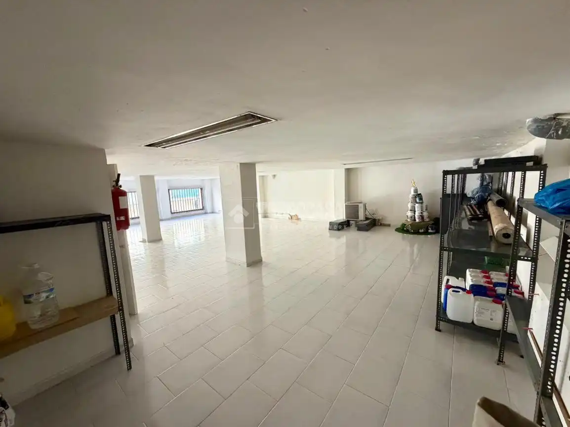 Local comercial en venda a Av. de la Constitución, imagen 20