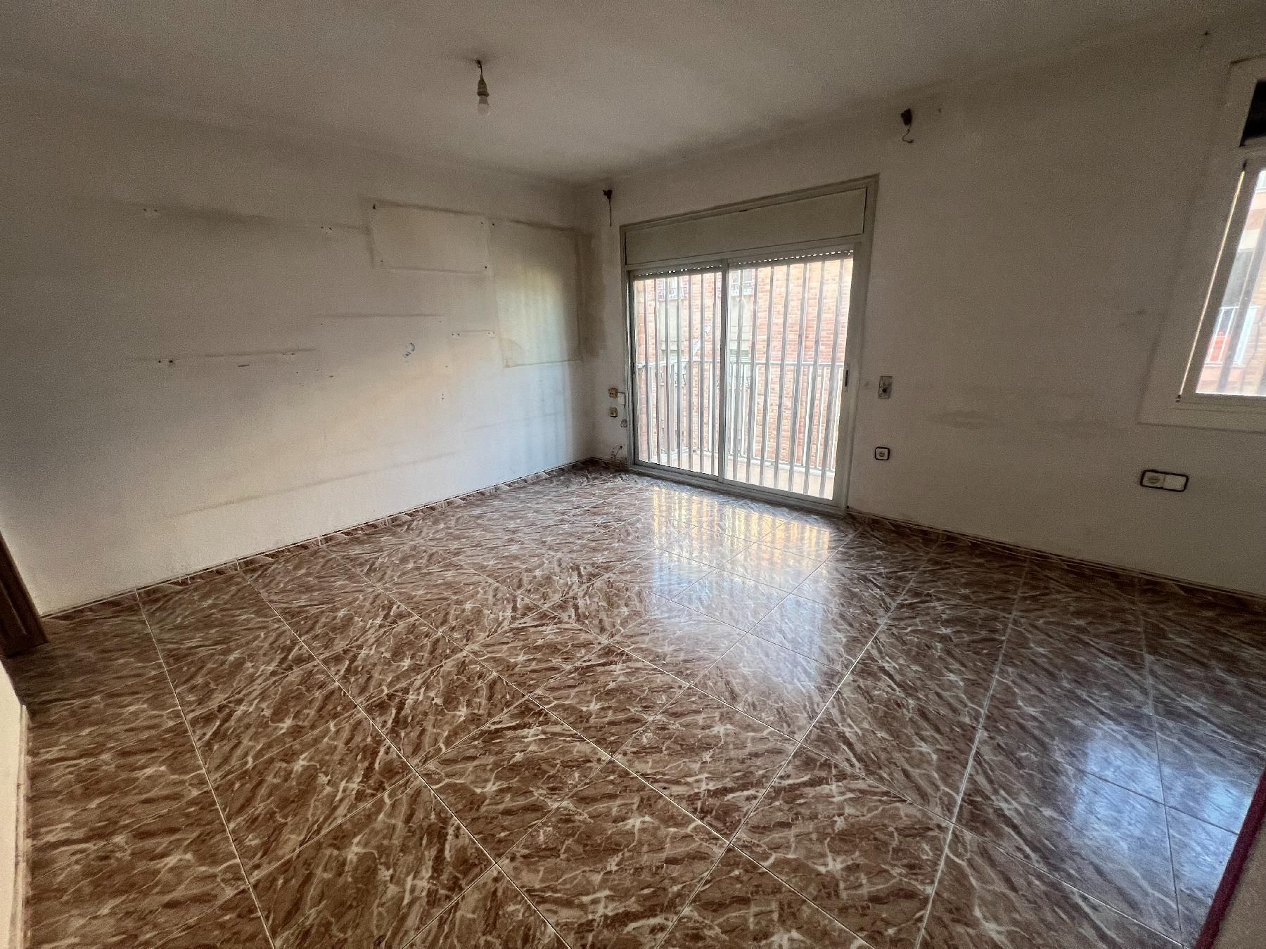 Living room of Flat for sale in Terrassa