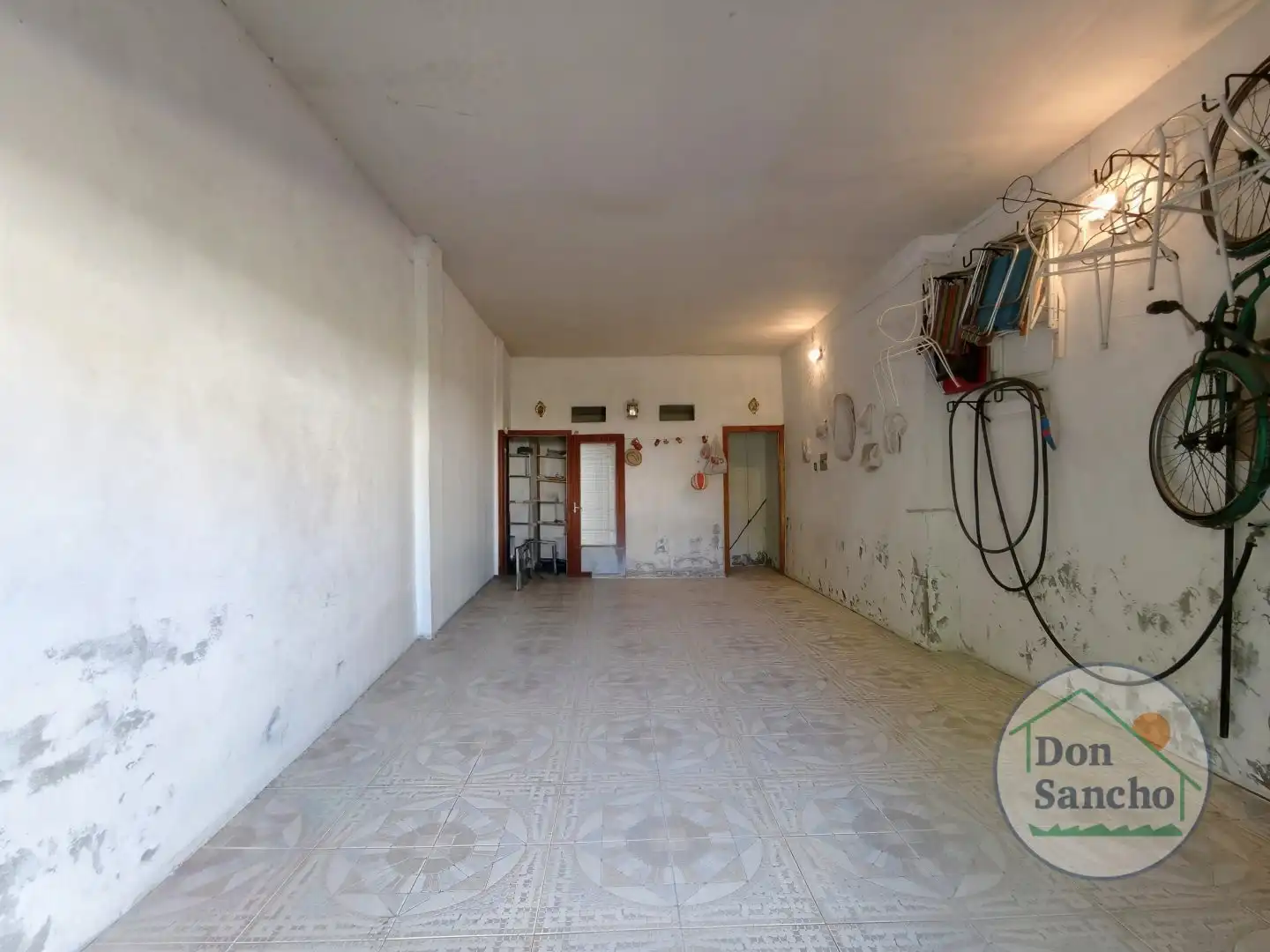 Piso en venta en Viana de Cega con Terraza, Trastero y Amueblado
